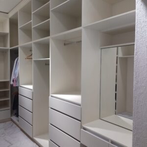 CLOSET Y VESTIDORES